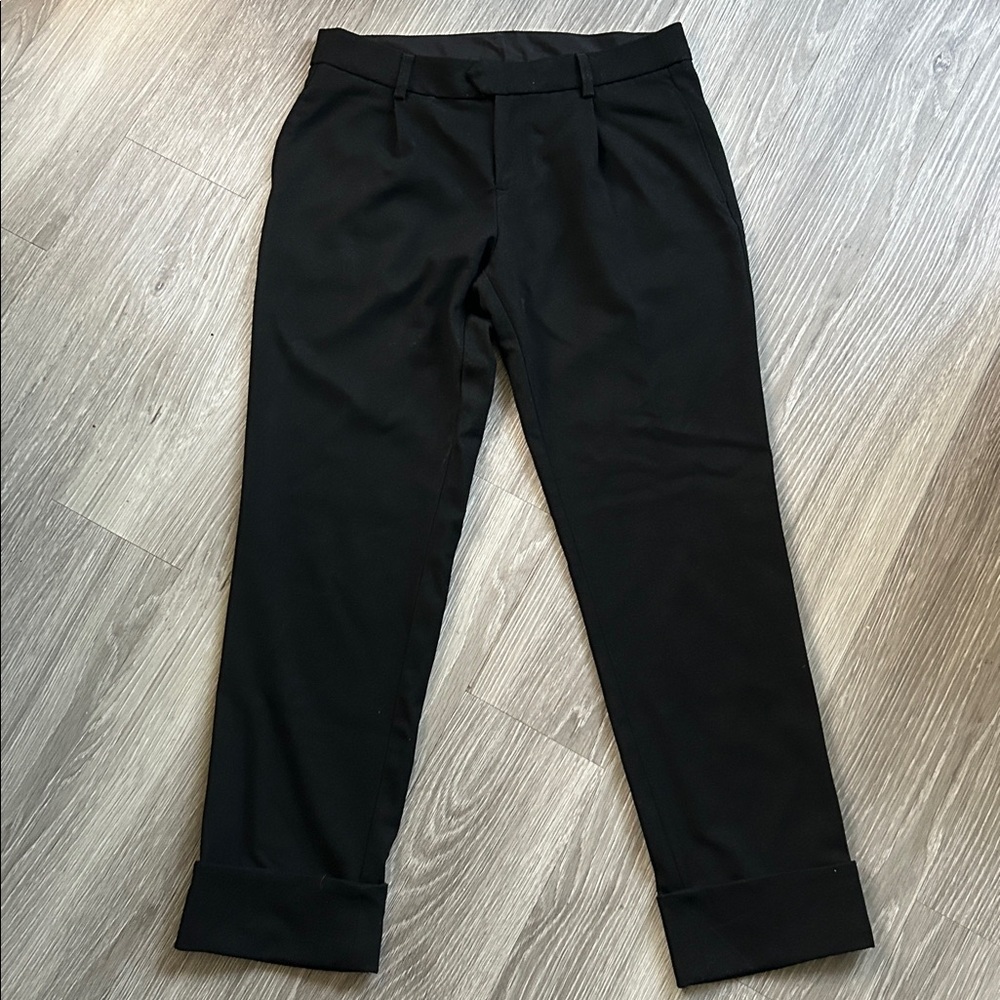 Like-new Free People Women’s Black Mid-Rise Cuffed Dress Pants